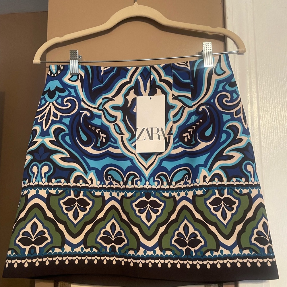Zara Multicolor A-Line Skirt